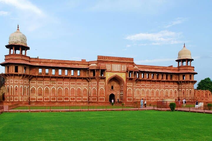 Private Full-Day Taj Mahal & Agra Fort Tour From Delhi photo 4