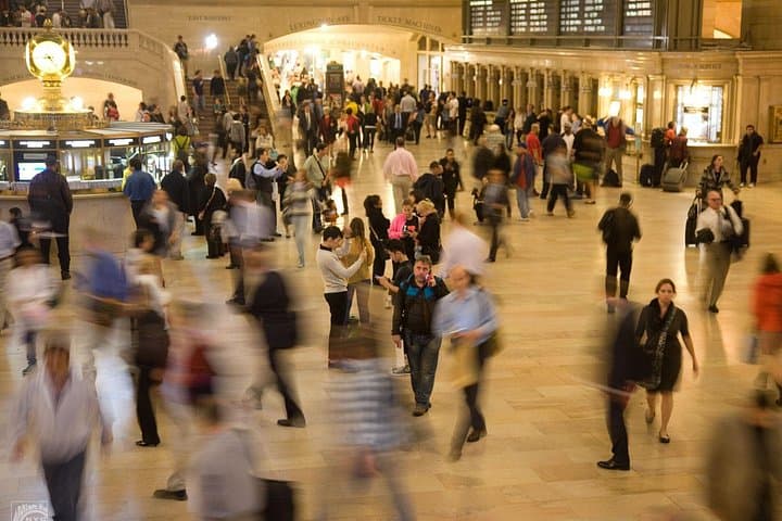 Photographing Grand Central: Inside Photo Tour with Tripod & 100-Foot Vantage photo 4