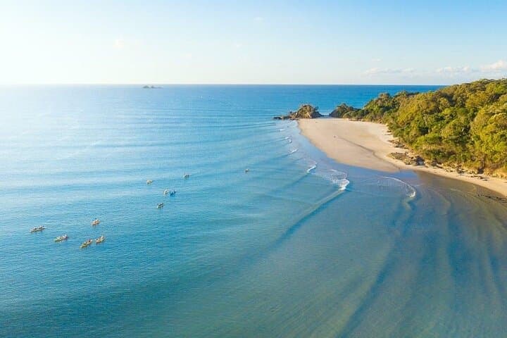 Byron Bay Dolphin Sea Kayak Tour: Paddle With Dolphins & Whales