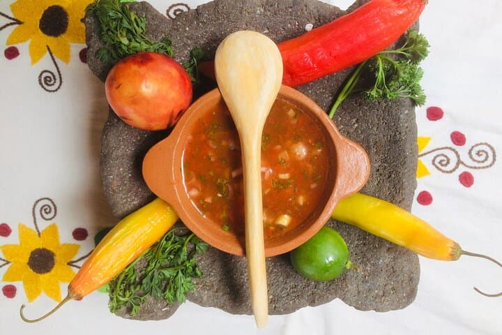Highland Cooking & Roses: Private Day Trip from Quito to Otavalo