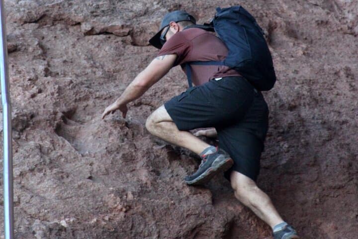 Conquer Camelback: Echo Canyon Guided Summit Hike in Phoenix photo 4