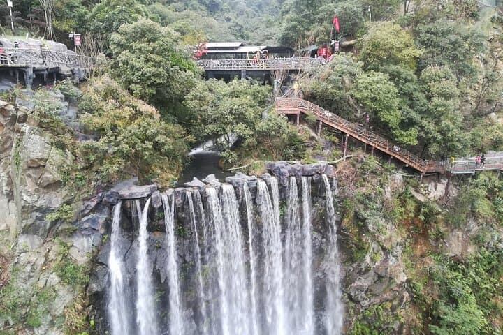Gulong Gorge Glass Bridge Layover Tour from Guangzhou: Skywalk, Waterfalls & Cave Walk photo 5