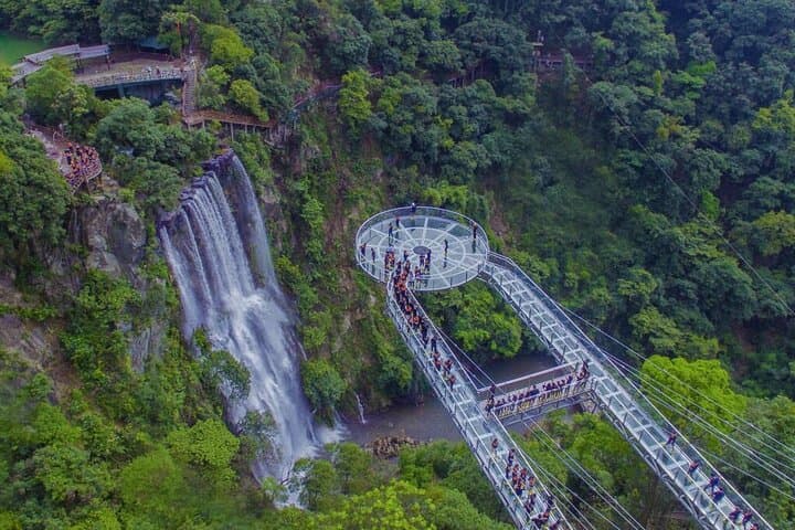 Half-Day Skywalk Glass Bridge and Waterfall Ravine Tour from Guangzhou