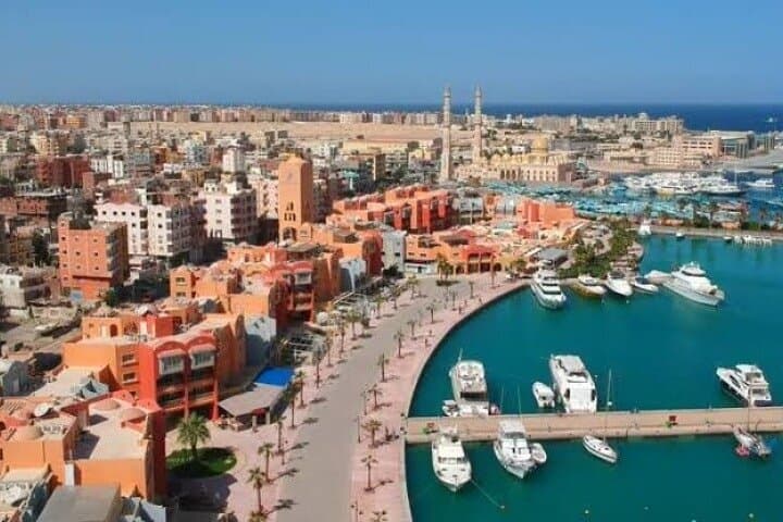 Hurghada City Tour: 4-5 Hour Guided Walk Along the Red Sea Coast & Old Town photo 2