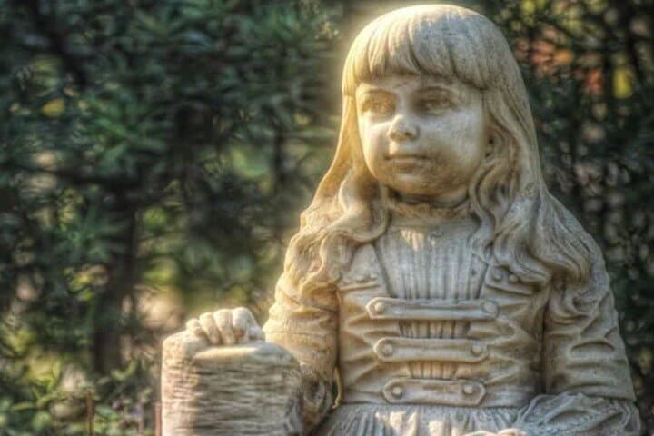 Bonaventure Cemetery Tour in Savannah: 90-Minute Historical & Ghost Walk photo 6