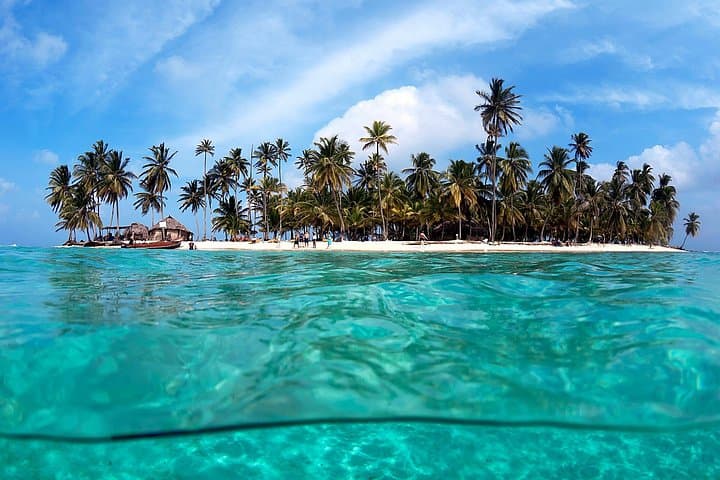 San Blas Day Trip from Panama City: Islands, Starfish Bank & Guna Culture photo 1