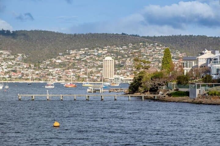 Derwent River Historic Harbour Cruise from Hobart — 1-Hour Scenic River Tour photo 5