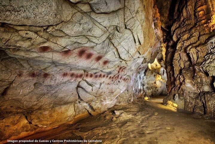 Explore Puente Viesgo's Paleolithic Caves: Private Full-Day Tour from Santander photo 3