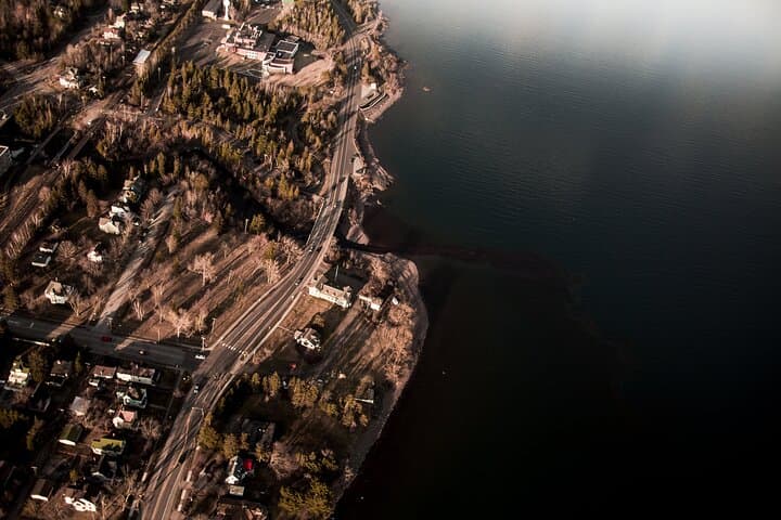 30-Mile North Shore Helicopter Tour Over Duluth and Lake Superior photo 5
