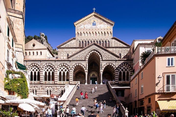 Sailing the Amalfi Coast: Small-Group Day Trip from Positano or Praiano photo 6