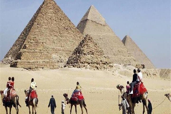 8-Day Private Egypt Excursion: Giza Pyramids, Nile Cruise, Luxor & Abu Simbel photo 4