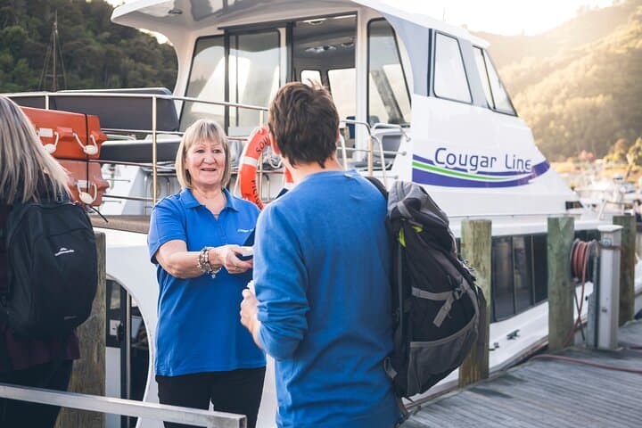 Marlborough Sounds Delivery Cruise: 3.5-Hour Queen Charlotte Sound Experience photo 3