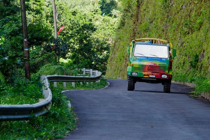Half-Day Jeep Safari in Dominica: Ti Tou Gorge & Sulphur Springs photo 4