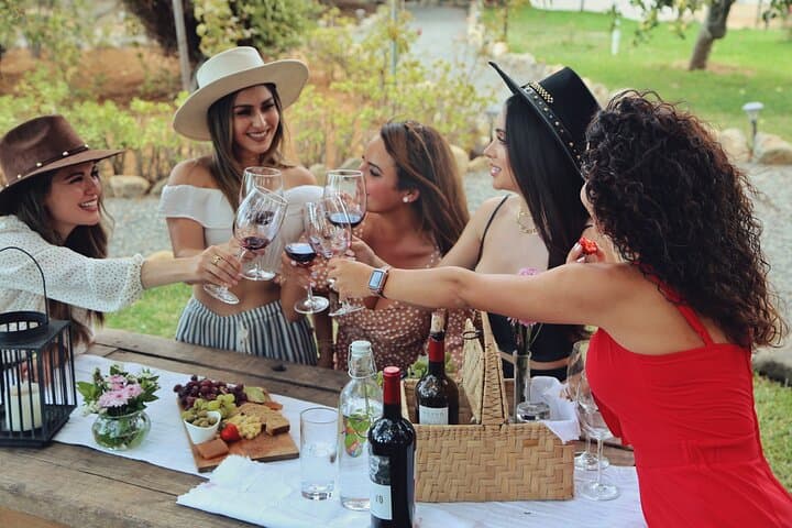 Private Garden Picnic & Wine Tasting in Valle de Guadalupe — Rancho el Parral Experience