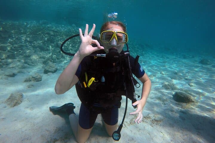 Discover Scuba Diving for Beginners in Athens — Private Intro with Hotel Pickup photo 5
