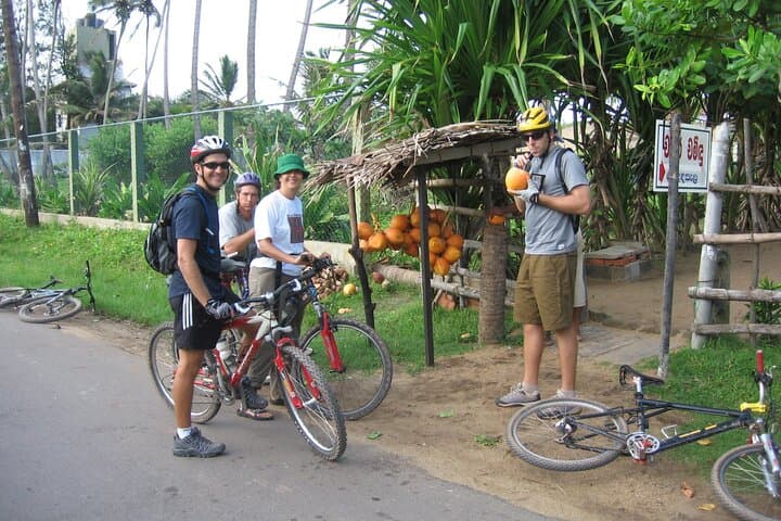 Sigiriya Cycle Safari: Day Ride Through Ancient Plains and Villages photo 3