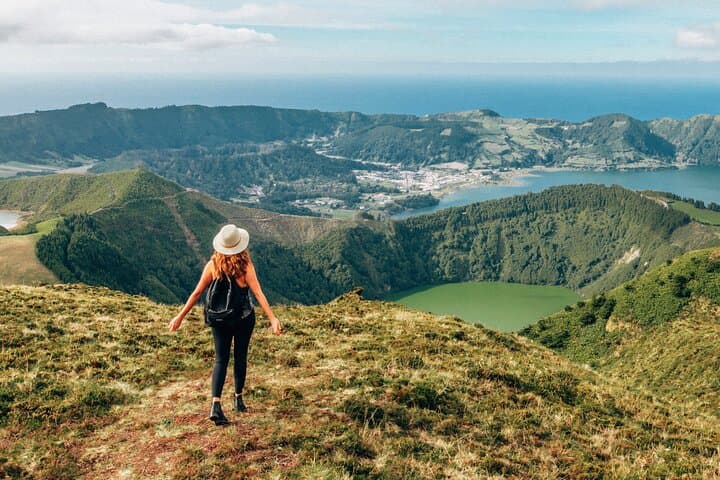 West São Miguel Private Tour: Sete Cidades, Mosteiros & Ferraria in One Day