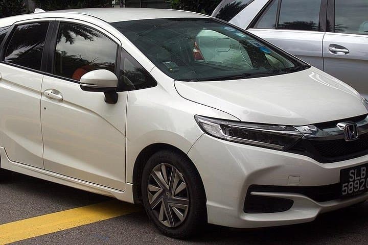 Colombo Airport Transfer from Bandaranaike (CMB) — Private Ride to Colombo Hotels photo 3