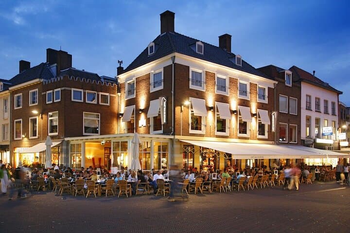 Self-Guided e-Scavenger Hunt in Tiel — Interactive City Walking Game photo 6