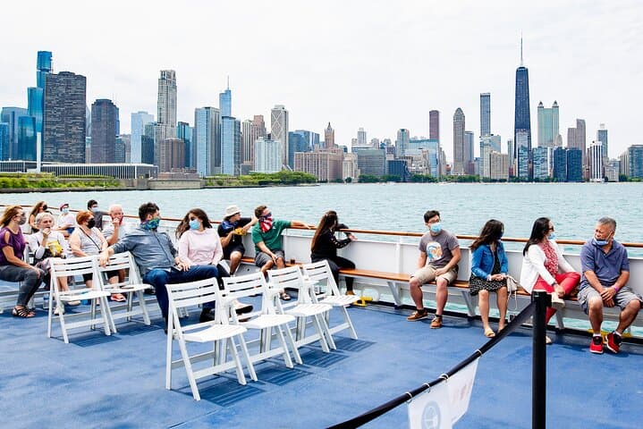 Chicago Lake and River Architecture Tour: Exploring the City’s Skyline from Water photo 4