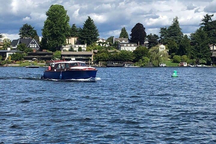 Private One-Hour Seattle Sightseeing Cruise on Lake Union — BYOB photo 5