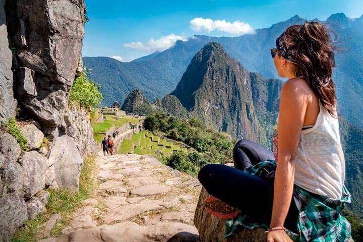 Classic Inca Trail: 4-Day Private Trek to Machu Picchu photo 2