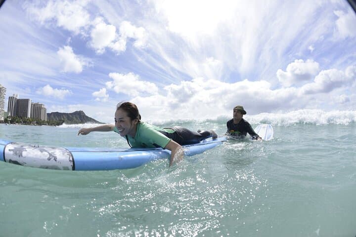 Private Surf Lesson at Waikiki Beach: Learn to Surf on Oahu’s Iconic Break