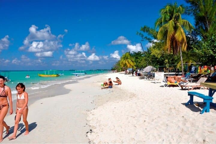 Experience Jamaica's West Coast: Negril's Seven Mile Beach Adventure photo 3