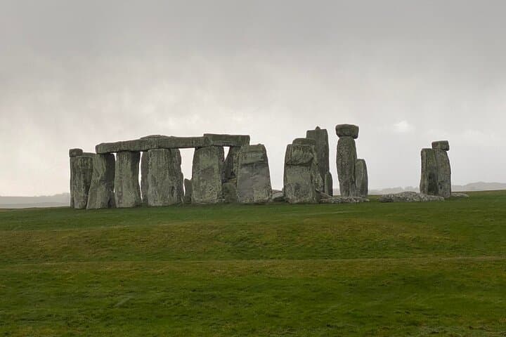 Bath and Beyond: Full-Day Private Tour to Salisbury, Old Sarum & Stonehenge photo 3