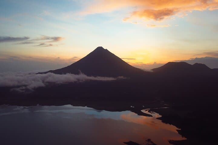 Lake Arenal Kayak and Paddleboard Rentals — 2-Hour Morning Paddle photo 3