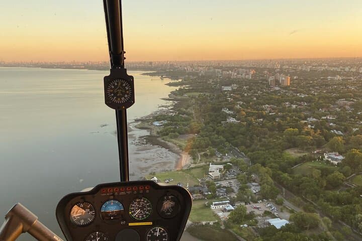 Buenos Aires Helicopter Tour: 35-Minute Private Flight Over City Highlights photo 6