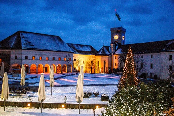 Ljubljana Christmas Market Day Trip from Trieste: Castle Views & Mulled Wine photo 3