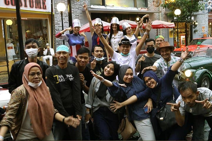 Malang Instagramable Day Tour: Jodipan, Batu Floating Market & Omah Kayu photo 4