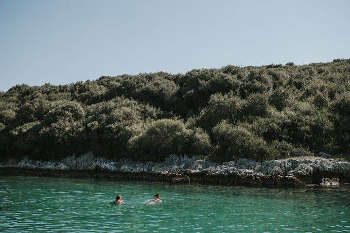 Custom 4-Hour Private Rio Boat Excursion from Pula to Kamenjak photo 4