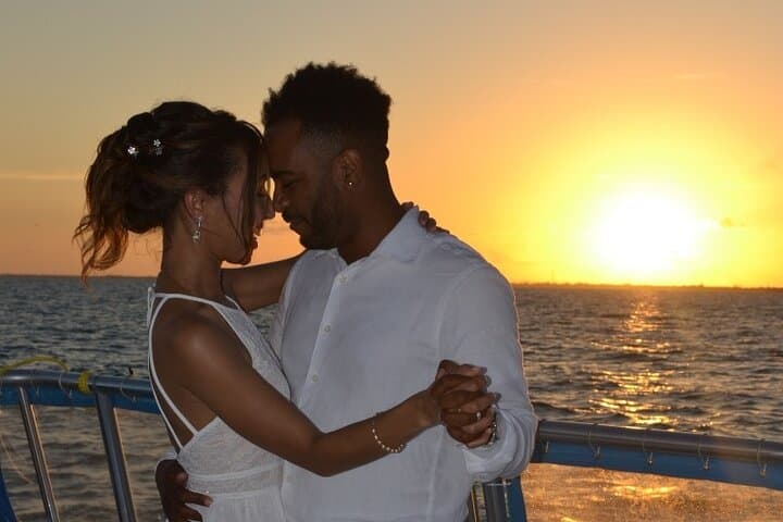 Marathon 7-Mile Bridge Sunset Cruise from Faro Blanco Marina