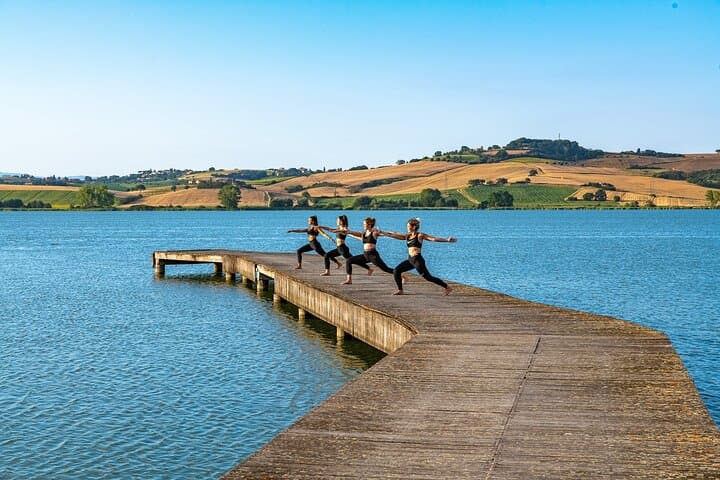 Lake Chiusi Shore Yoga and Picnic Experience photo 2