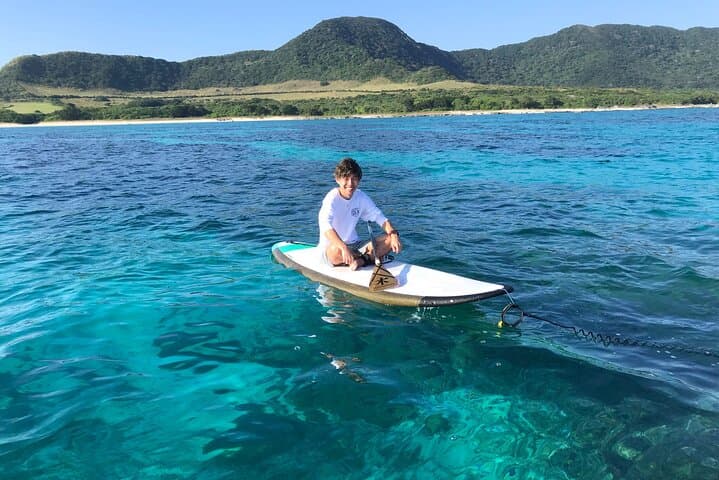Stand-Up Paddleboard Cruising in Ishigaki's Sekisei Lagoon photo 3