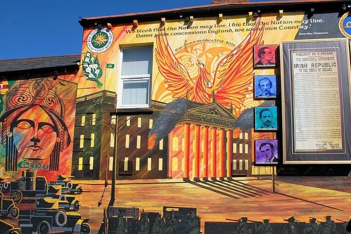 Belfast Black Taxi Mural & Troubles Private Tour (2 hrs) photo 3