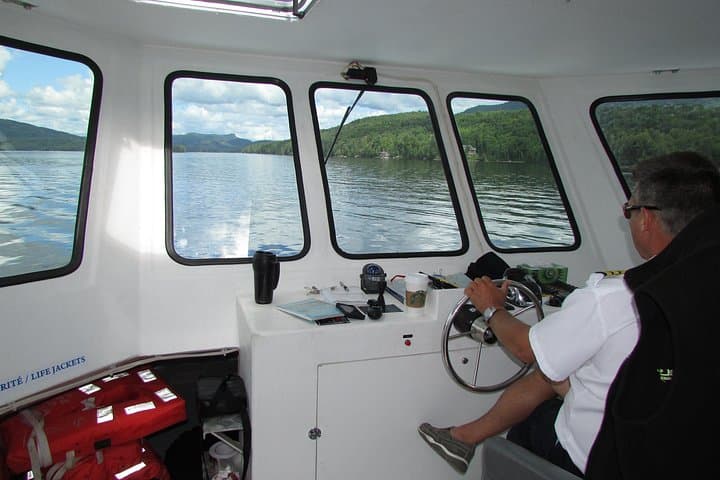 Mont-Tremblant Lake Cruise: 60-Minute Lac Tremblant Boat Tour from Place Saint-Bernard photo 4