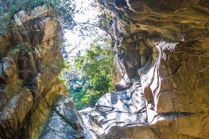 Puerto Vallarta River Hike to Hidden Waterfalls and Tequila Tasting photo 3