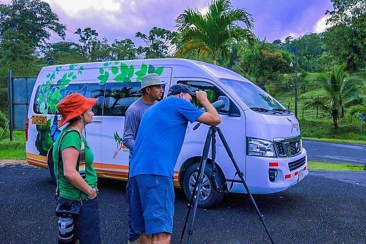 Early Morning Bird Watching at Arenal Volcano — La Fortuna Guided Tour photo 1