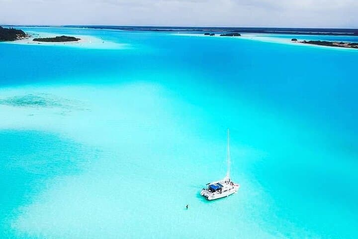 Full-Day Bacalar 7 Colors Lagoon Boat Tour from Tulum photo 3
