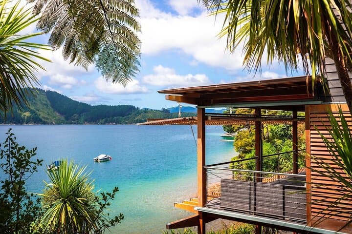 Heli Lunch at Bay of Many Coves: Marlborough Sounds Scenic Flight from Wellington photo 4