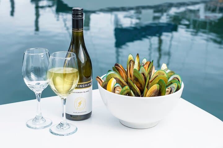 Marlborough Sounds Greenshell Mussel Tasting Cruise: Picton Half-Day Seafood Experience photo 1