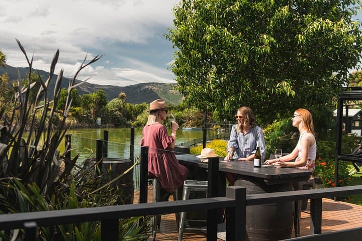 Marlborough Afternoon Wine Tour: Tastings in Blenheim's Vineyards