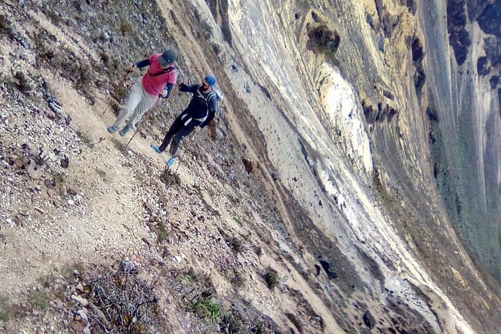 High-Altitude Trekking in Los Nevados National Natural Park — 3-Day Paramo & Volcano Summit photo 3