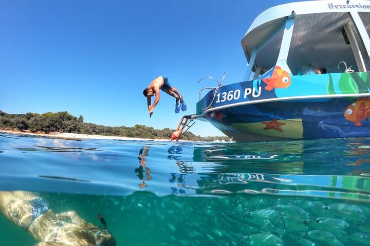 Kamenjak Boat Excursion: Swim, Snorkel & Lunch from Pula