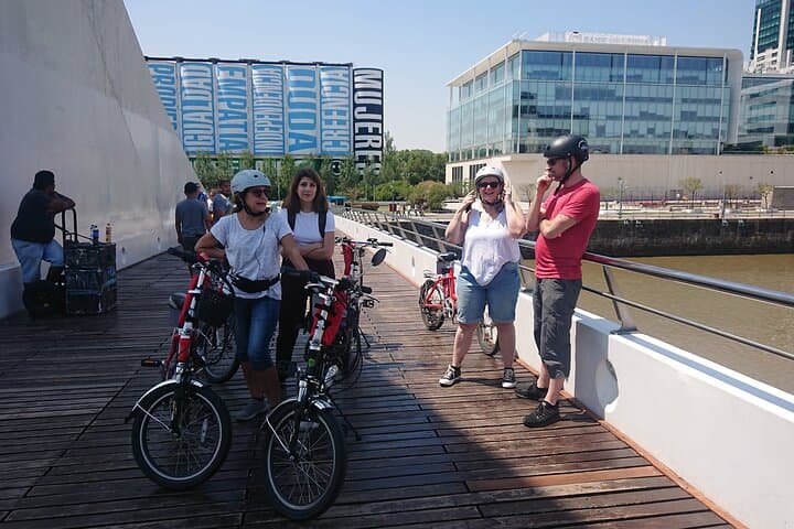 Glide Buenos Aires: E‑Bike City Center & Puerto Madero Tour photo 5