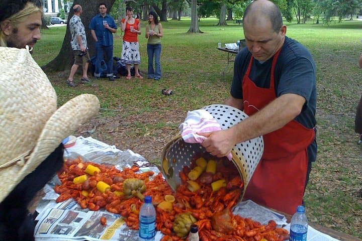 New Orleans Private Food Tour: French Quarter Bites & History Walk photo 1