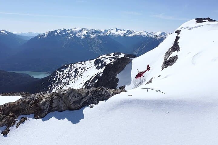 Whistler Helicopter Tour with Rainbow Mountain Landing — Private Glacier Flight photo 5